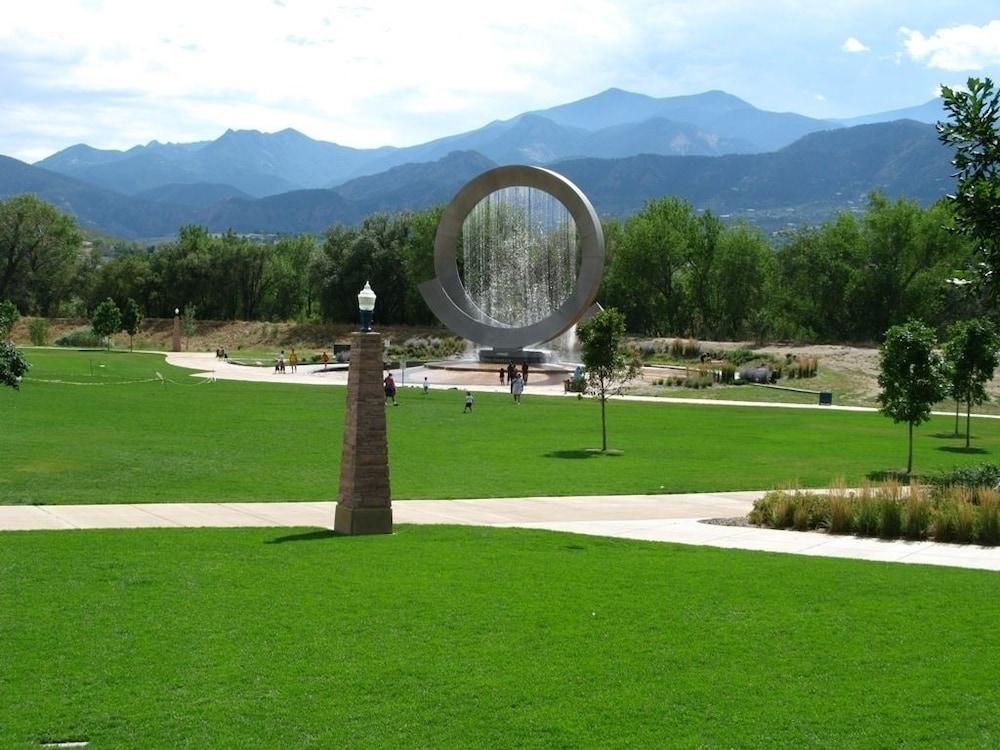 Alta Hotel Colorado Springs Exteriör bild